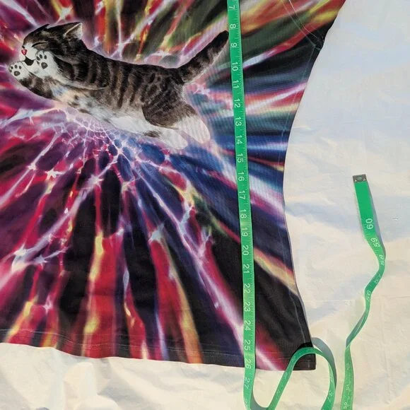 Adorable Cosmic Cat Tee, Women's size Large - Picture 6 of 9